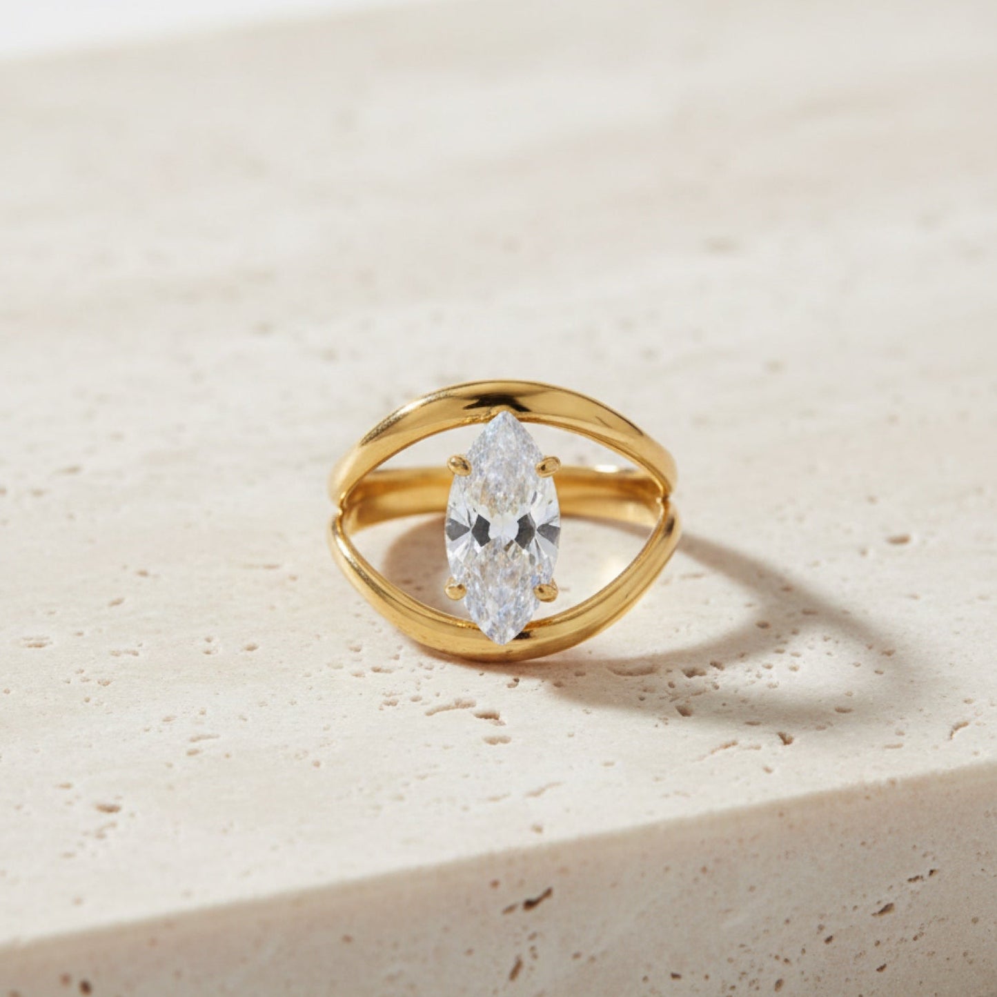 MARQUISE CRYSTAL ORBIT RING EU 57/ US 8