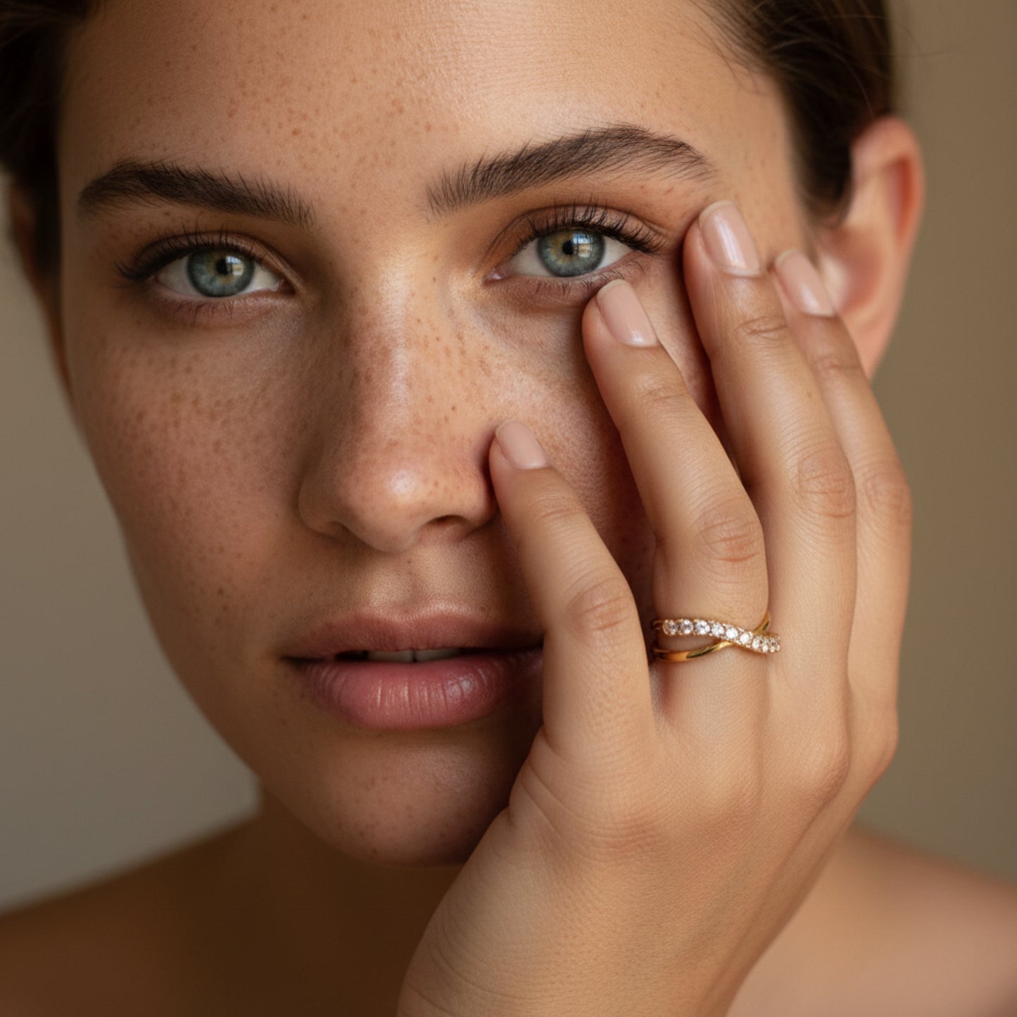 CRYSTAL PAVE X CROSSOVER RING EU54/ US7